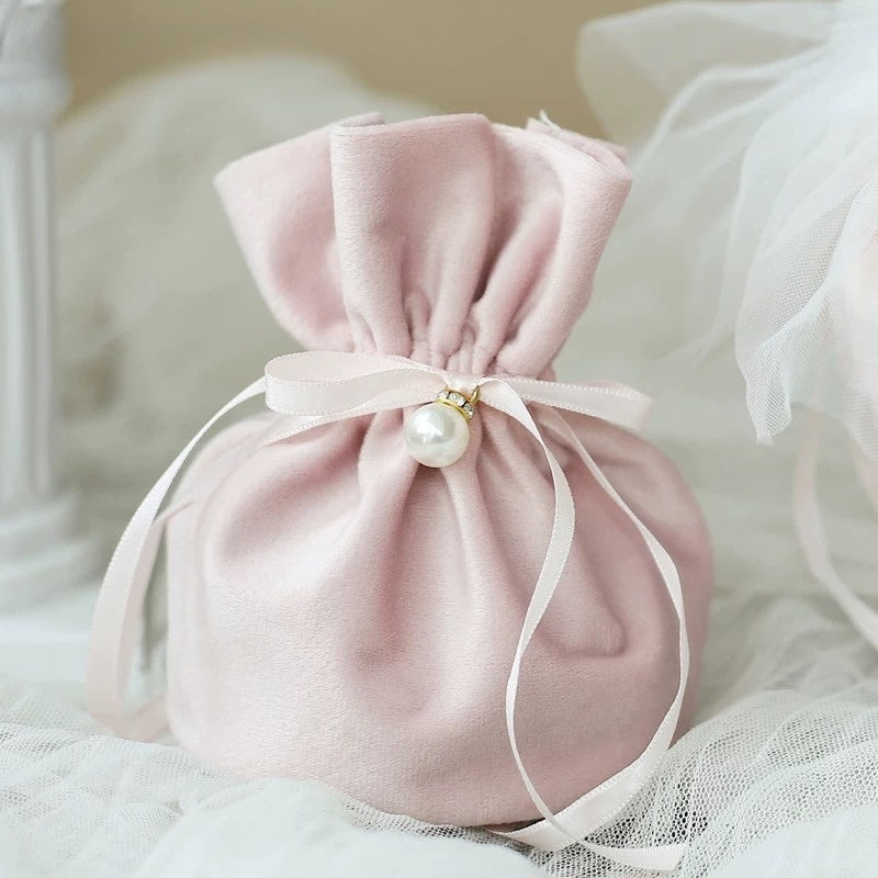 Velvet Drawstring Gift Bags with Pearl Charm – Perfect for Weddings & Special Keepsakes!