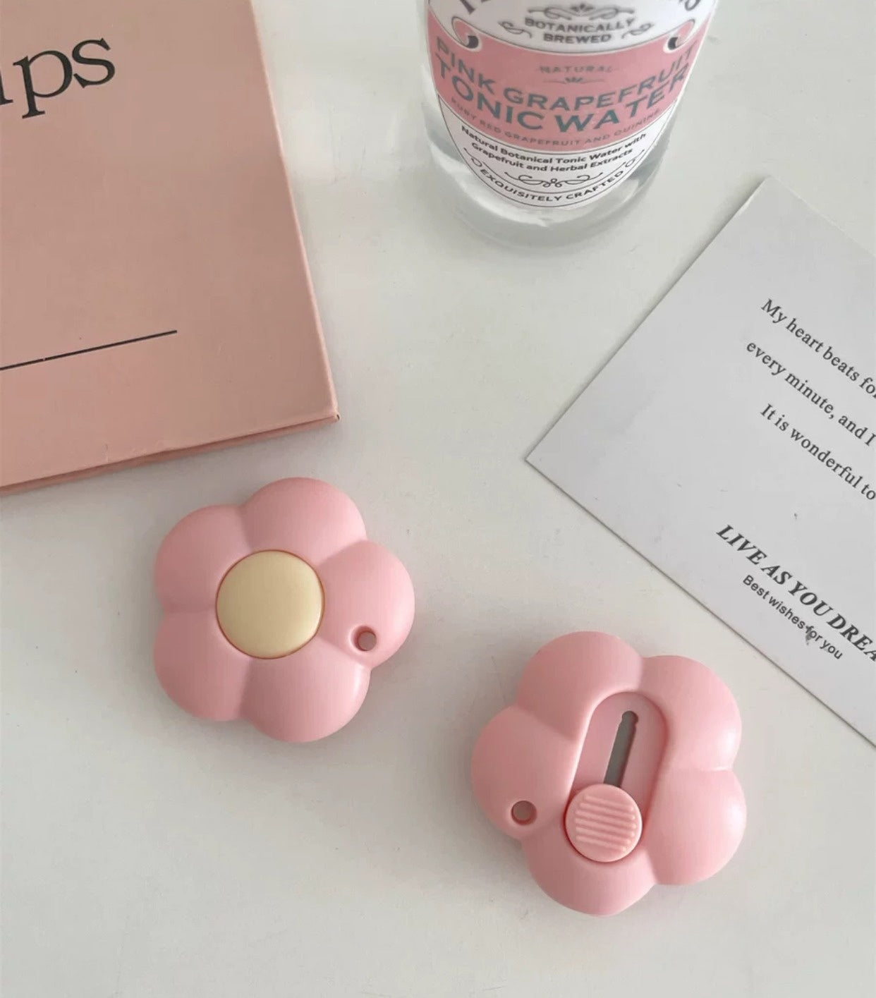Pinky Flower Unboxing Knife
